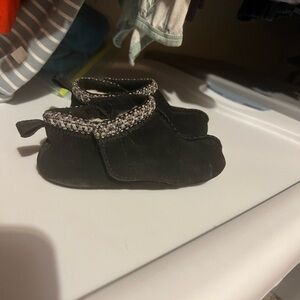 Black Ugg Tasman baby/toddler